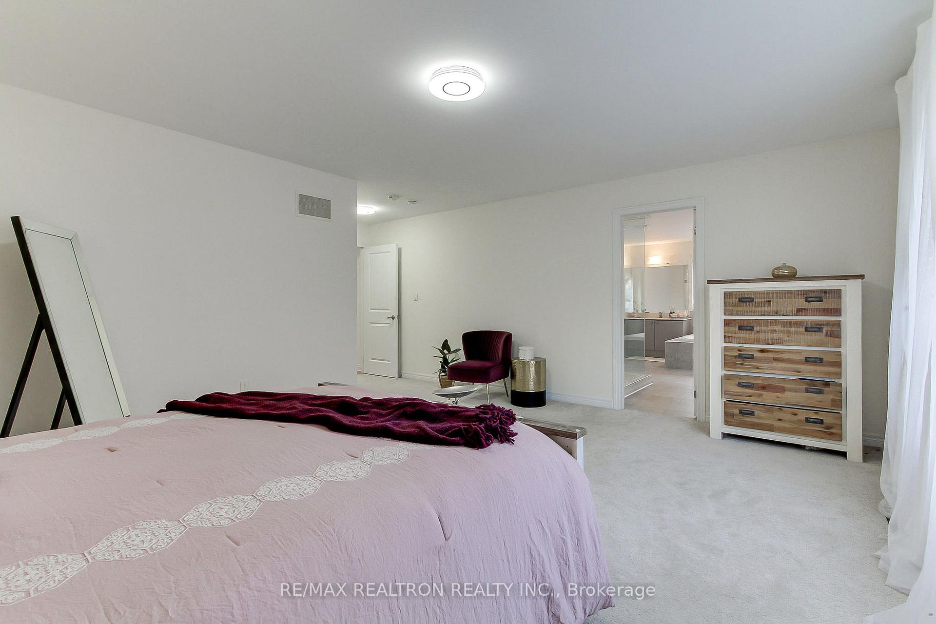 Photo 31 of 2236 Lozenby Street, Innisfil, Alcona — HOMEH