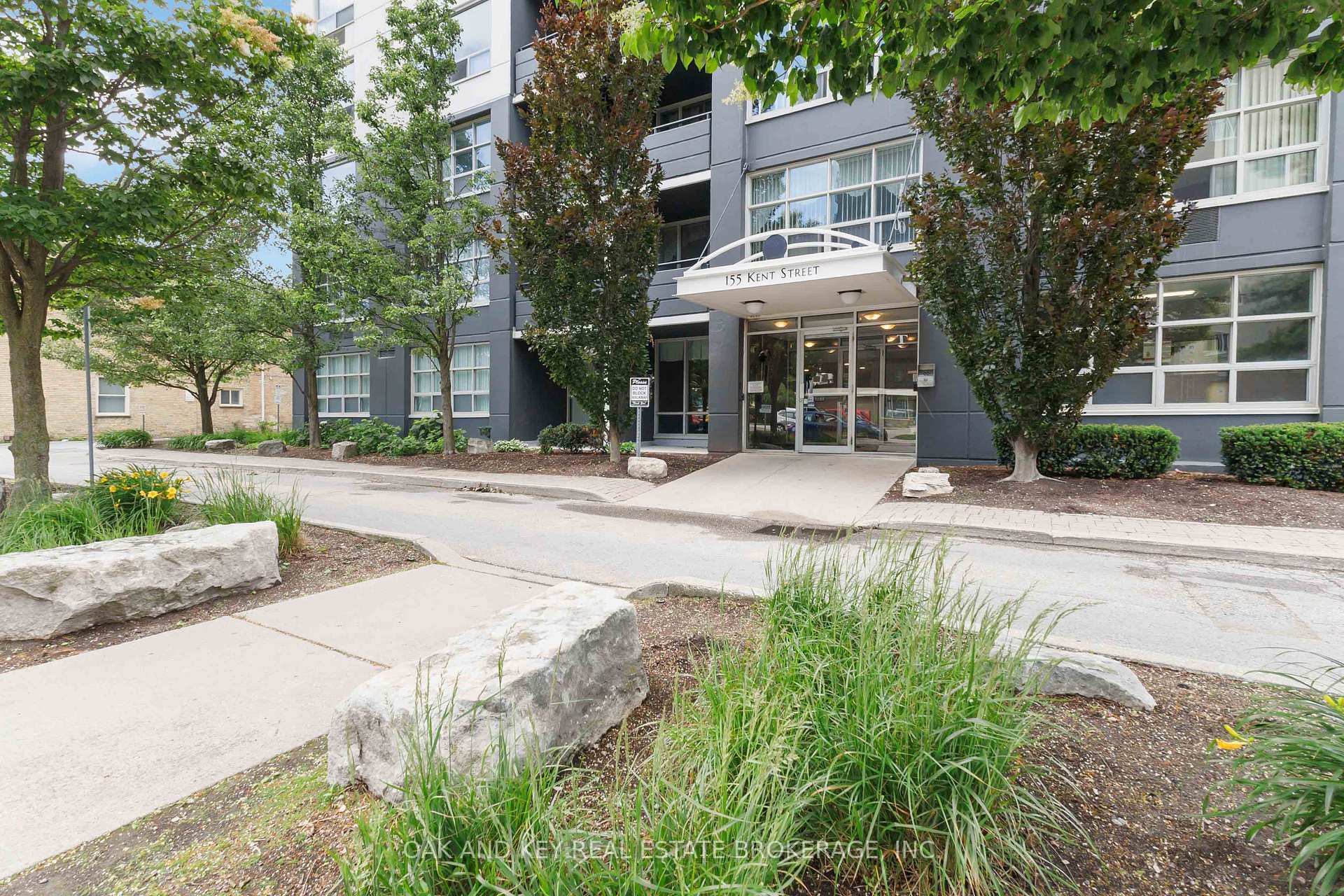 Photo 2 of Unit 804, 155 Kent Street, London, East F — HOMEH