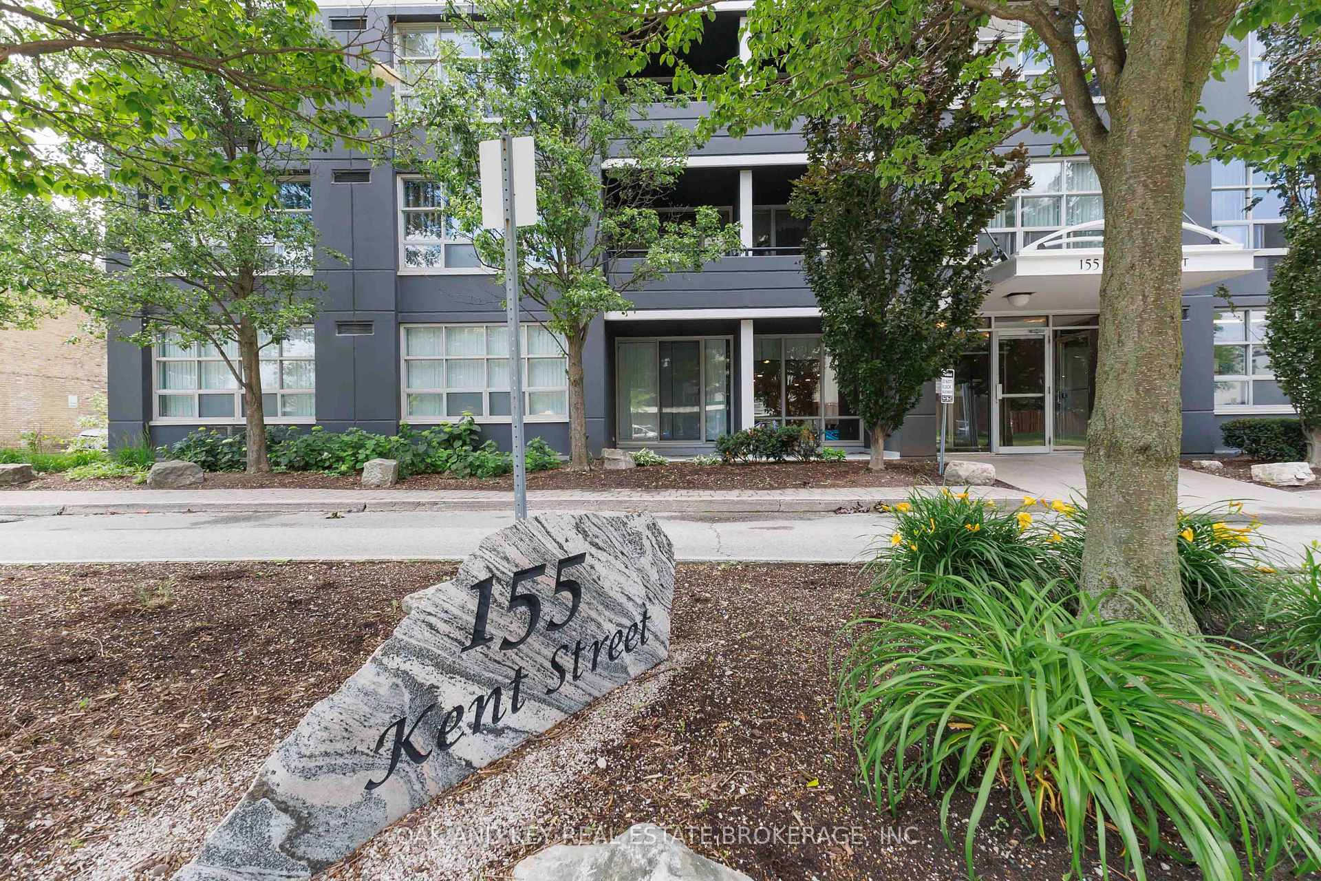 Photo 3 of Unit 804, 155 Kent Street, London, East F — HOMEH
