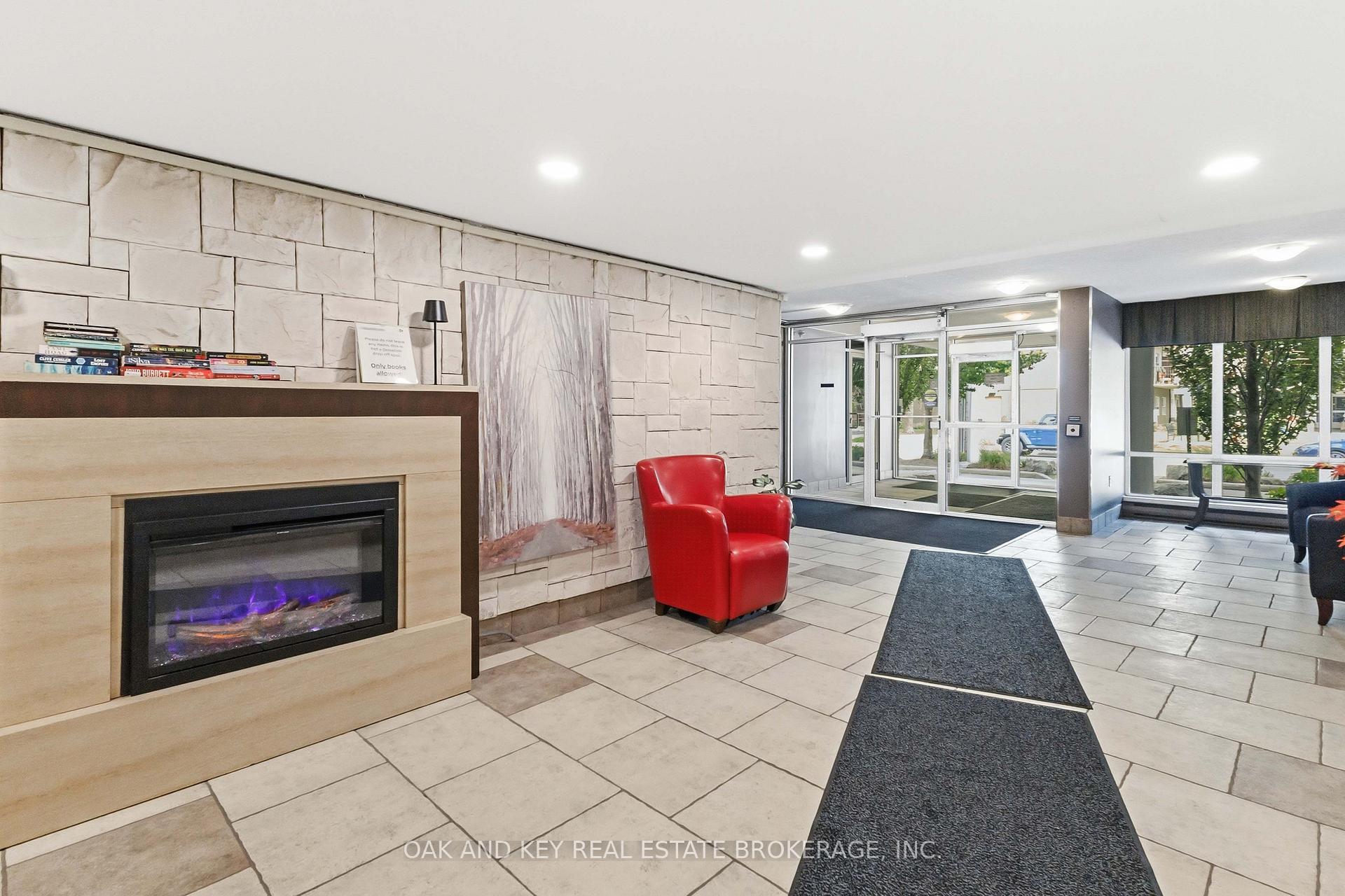 Photo 5 of Unit 804, 155 Kent Street, London, East F — HOMEH