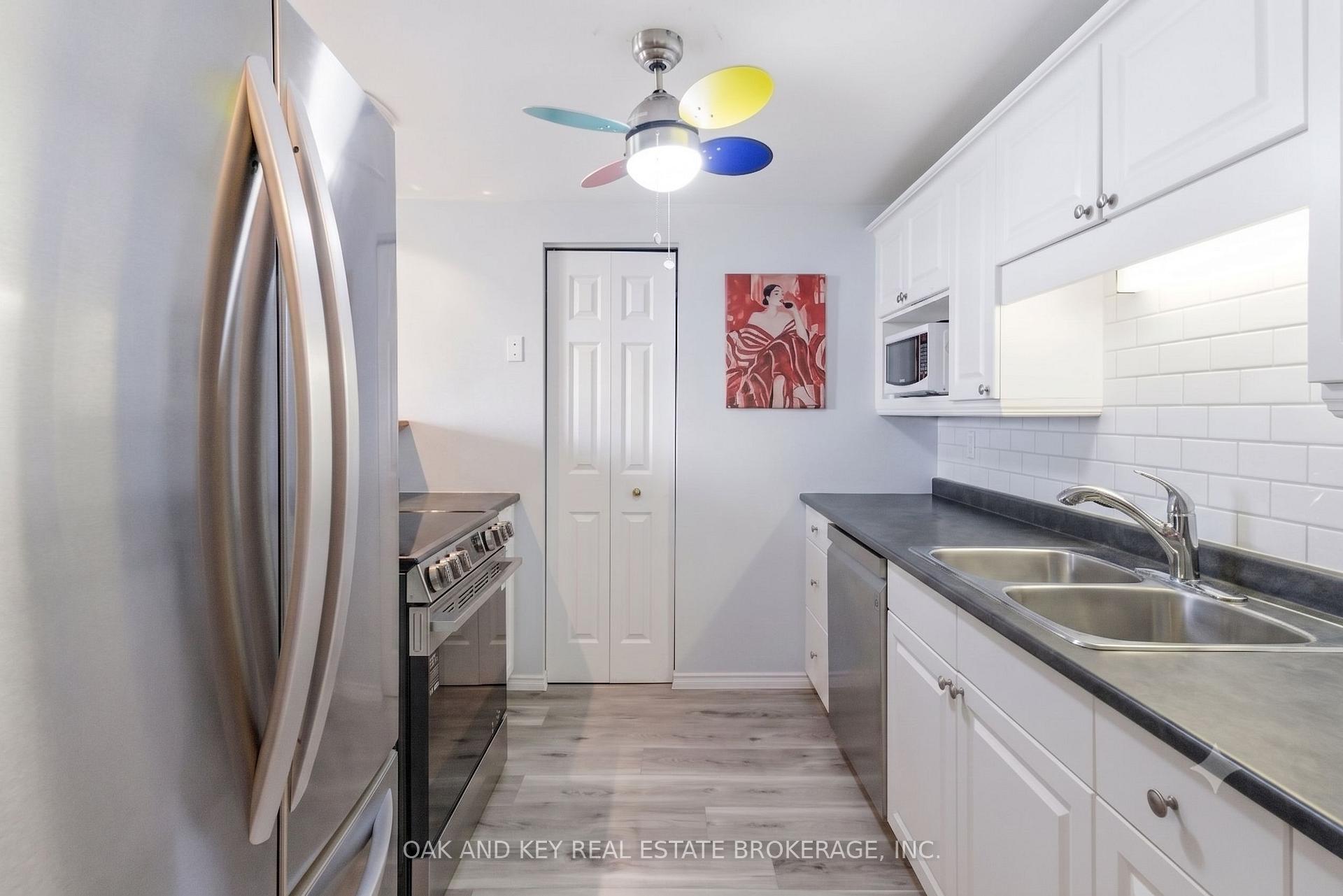 Photo 11 of Unit 804, 155 Kent Street, London, East F — HOMEH