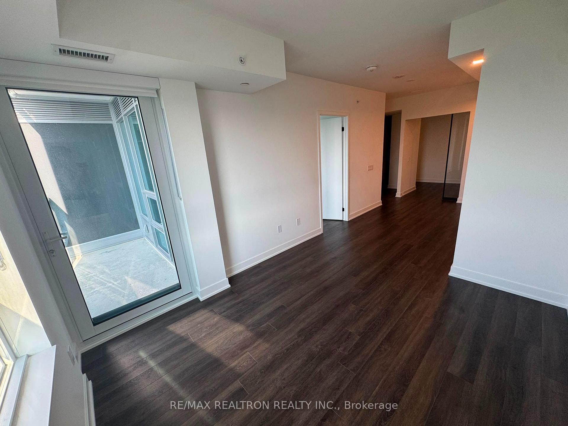 Photo 4 of Unit 4306, 609 Sherbourne Street, Toronto, North St. James Town — HOMEH