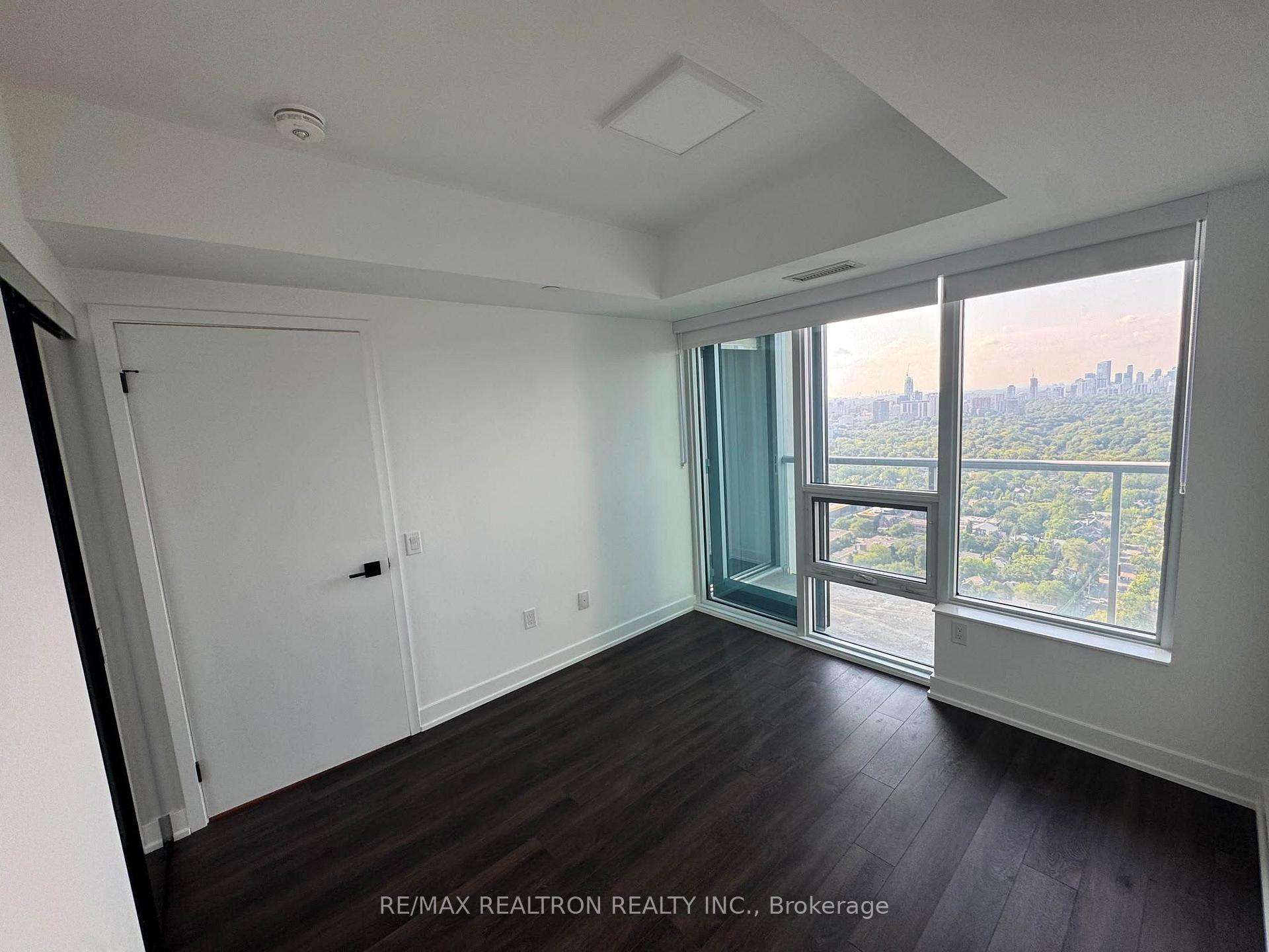 Photo 9 of Unit 4306, 609 Sherbourne Street, Toronto, North St. James Town — HOMEH