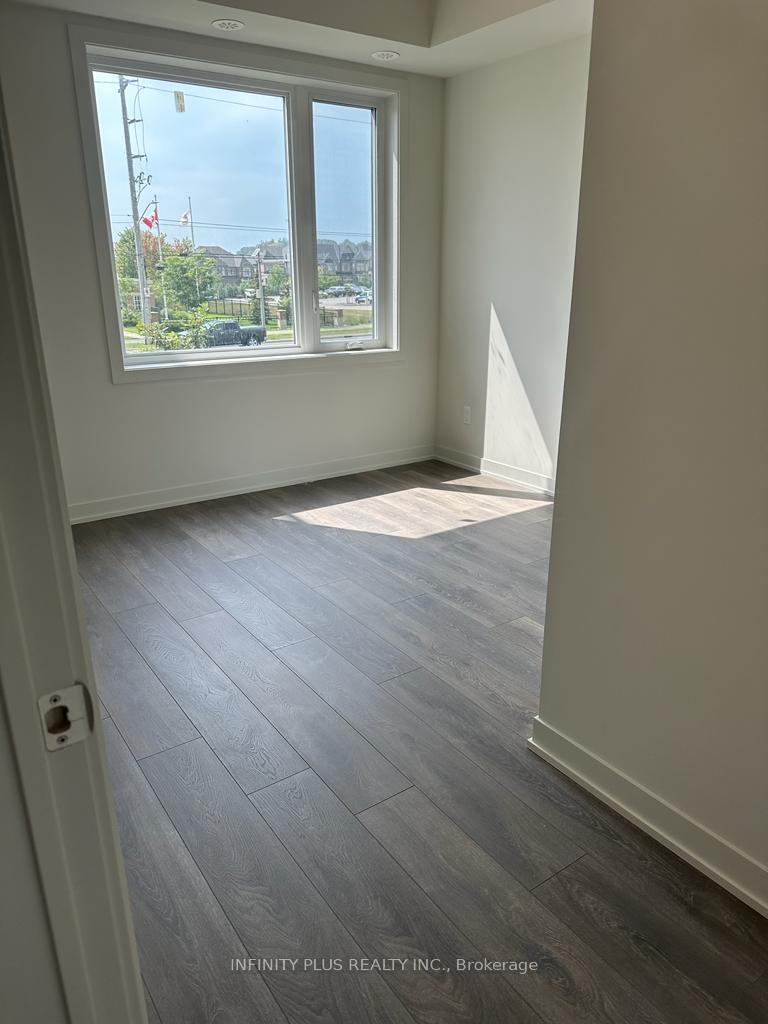 Photo 4 of Unit 209, 62 Sky Harbour Drive, Brampton, Bram West — HOMEH