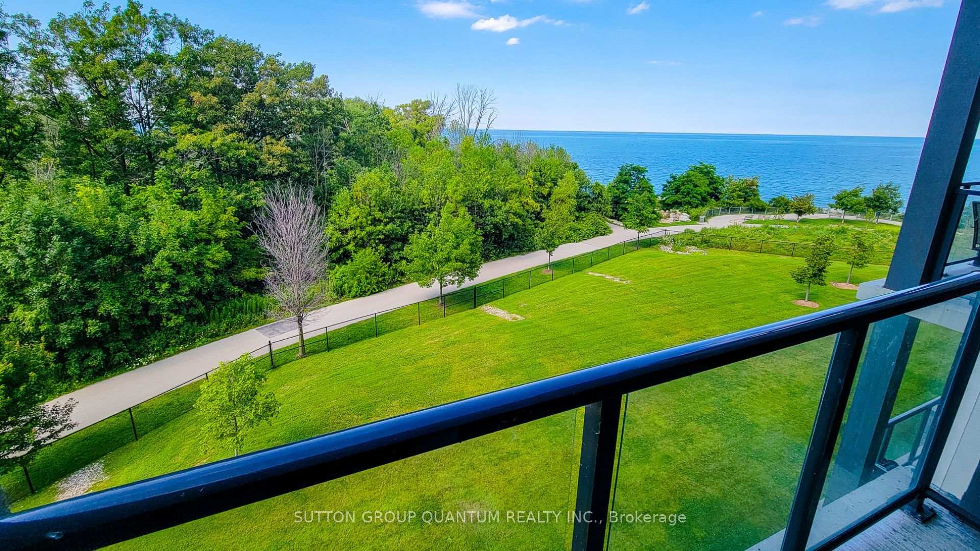 Photo 6 of Unit 424, 125 Shoreview Road, Hamilton, Lakeshore — HOMEH