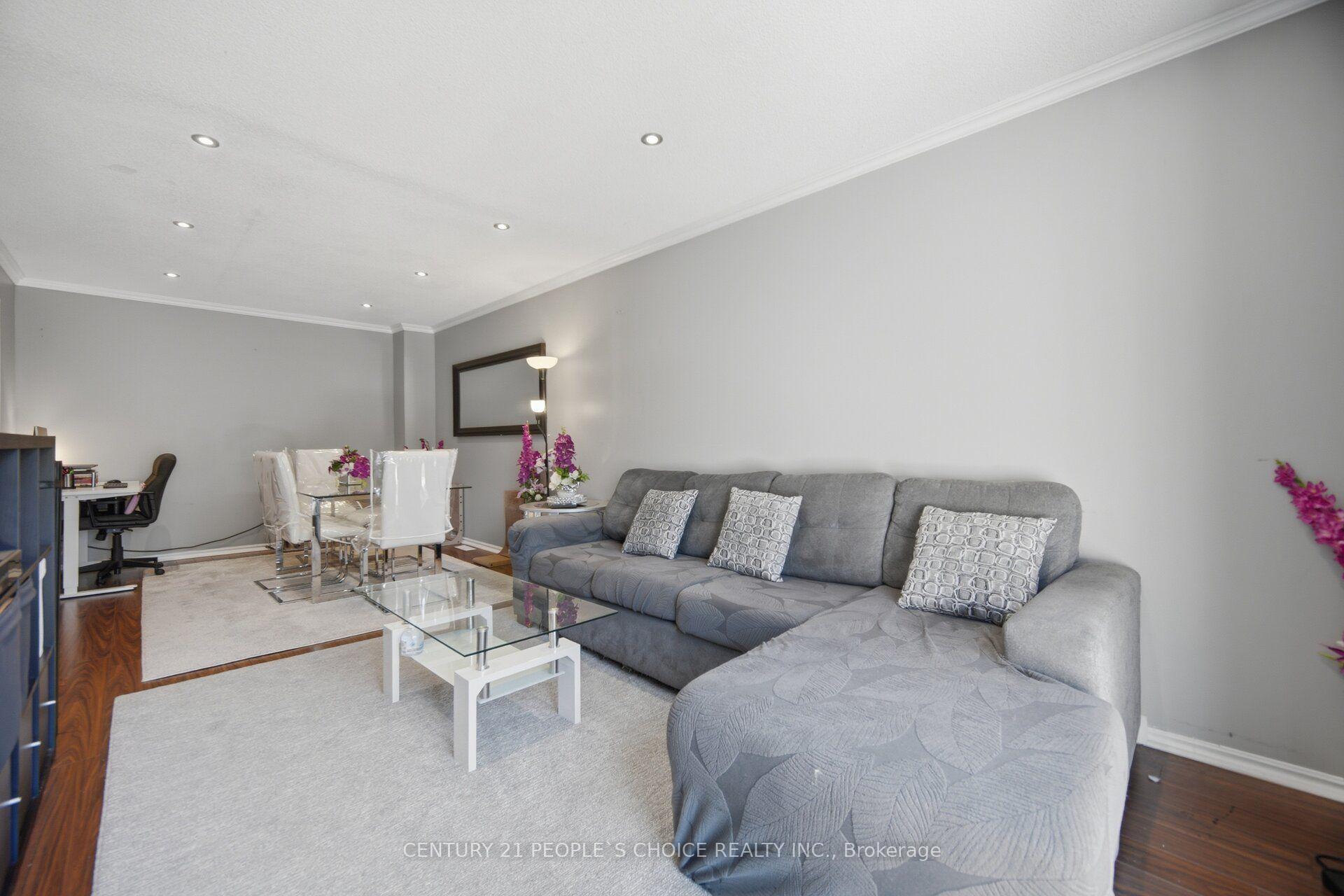 Photo 14 of 79 Fleetwood Crescent, Brampton, Southgate — HOMEH
