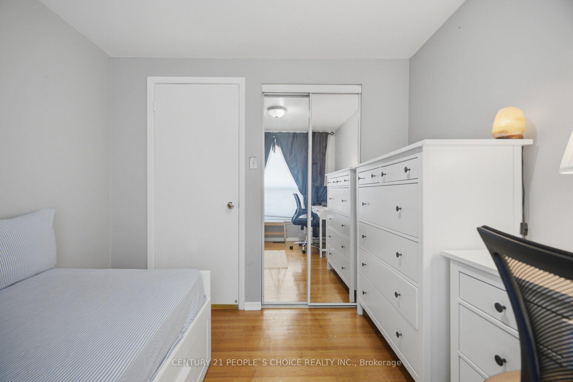 Photo 28 of 79 Fleetwood Crescent, Brampton, Southgate — HOMEH