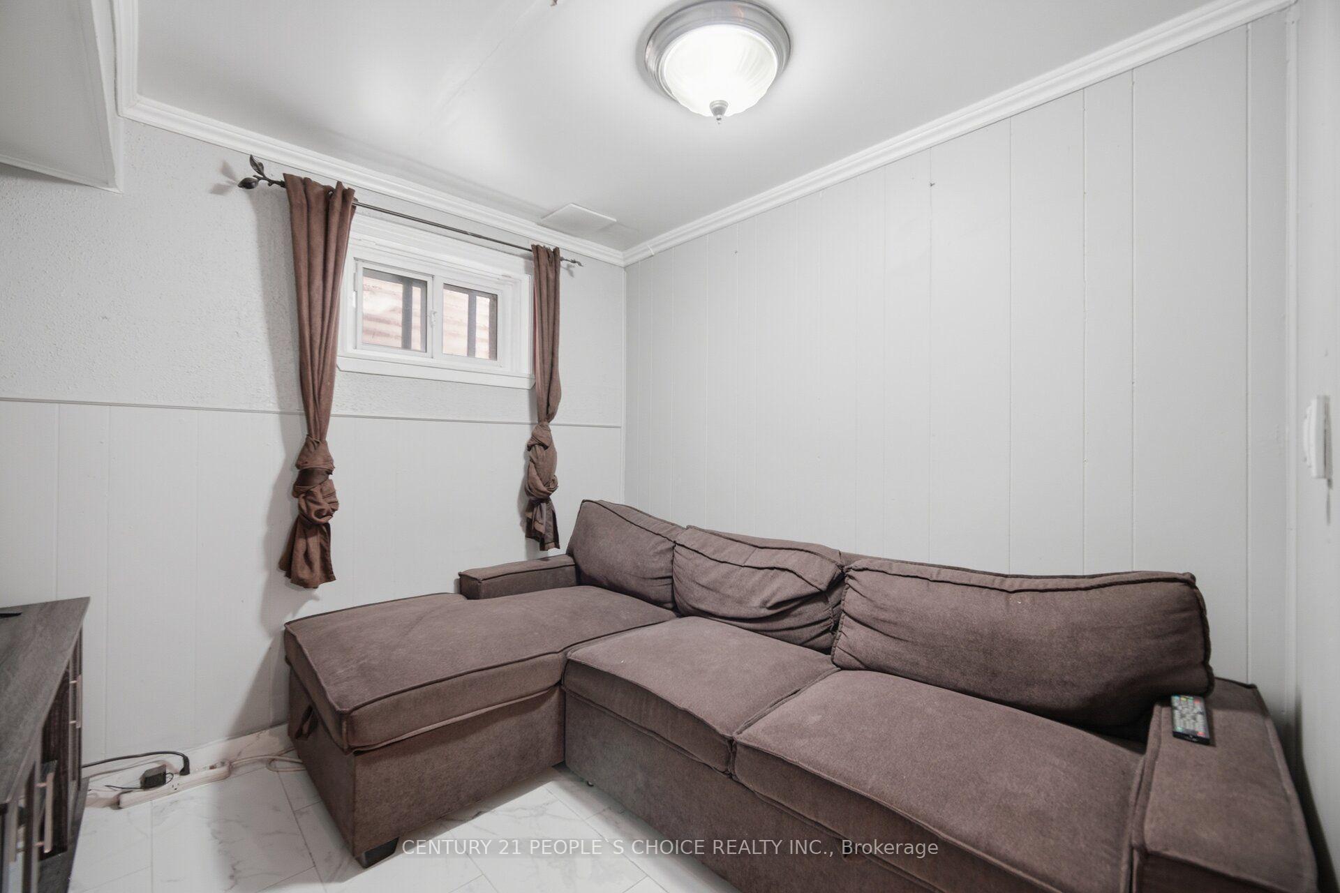 Photo 36 of 79 Fleetwood Crescent, Brampton, Southgate — HOMEH