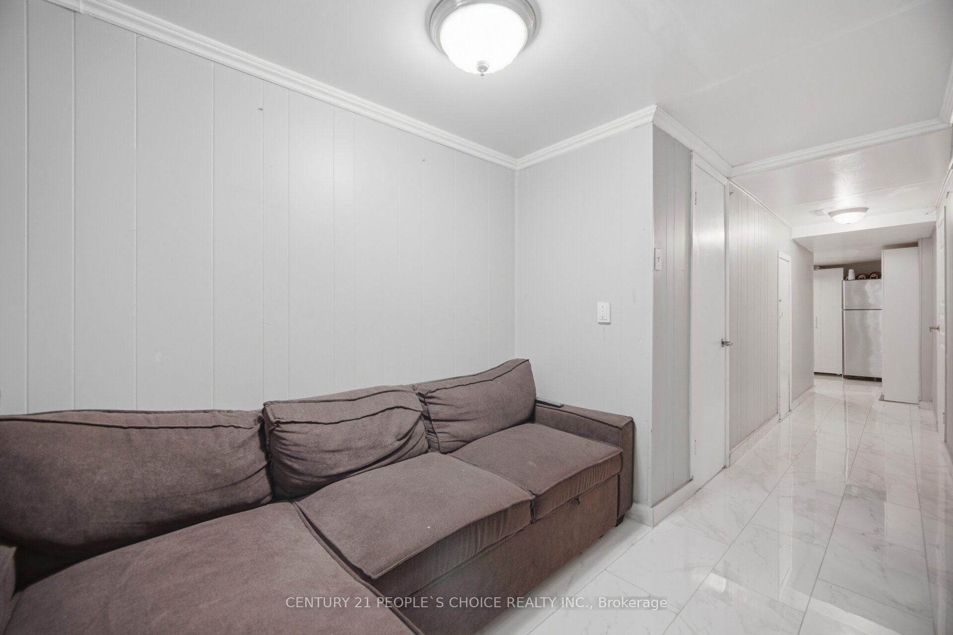 Photo 37 of 79 Fleetwood Crescent, Brampton, Southgate — HOMEH