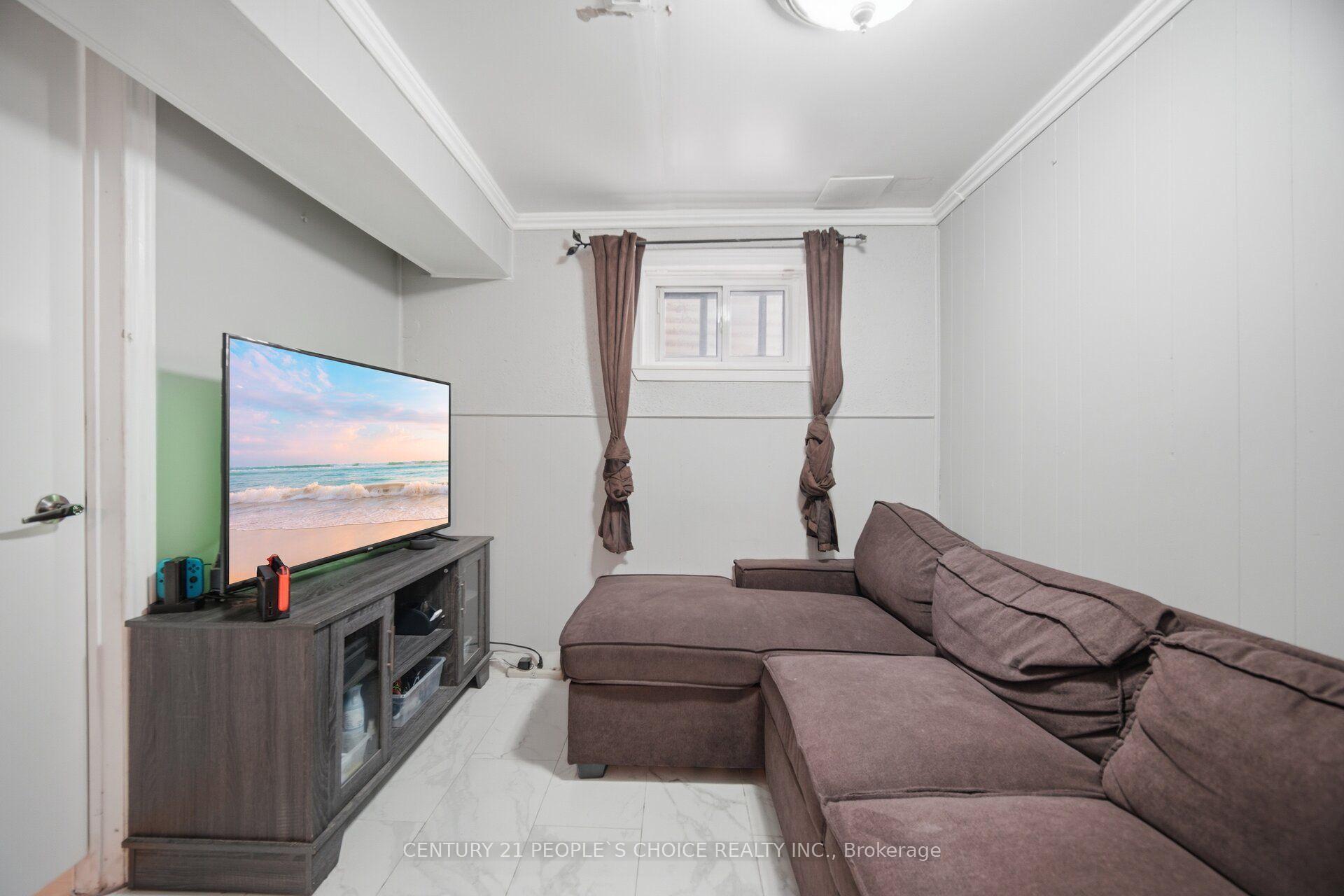 Photo 39 of 79 Fleetwood Crescent, Brampton, Southgate — HOMEH