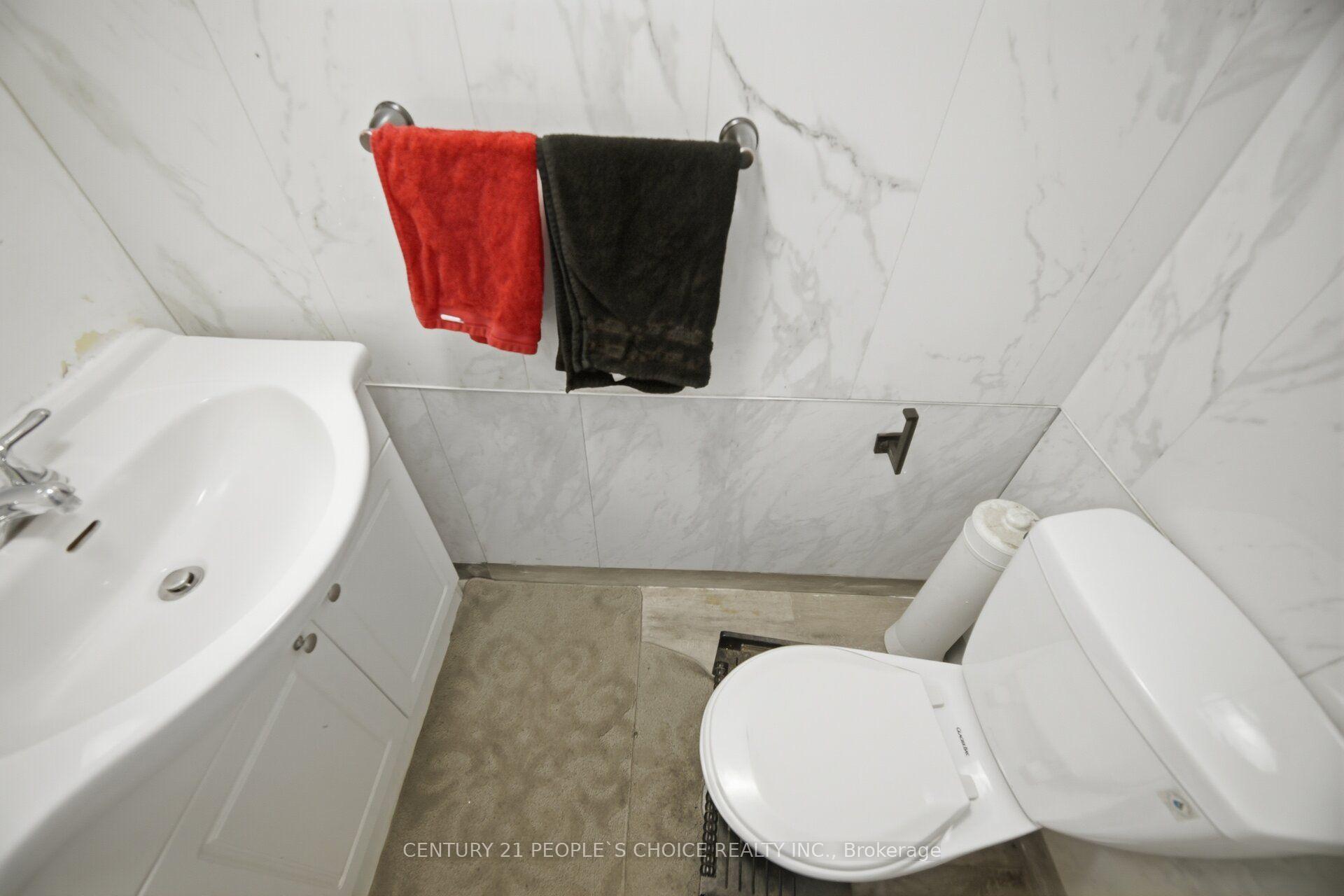 Photo 42 of 79 Fleetwood Crescent, Brampton, Southgate — HOMEH