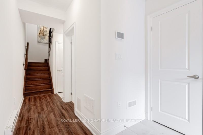 Photo 7 of 1309 Anthonia Trail, Oakville, Joshua Meadows — HOMEH