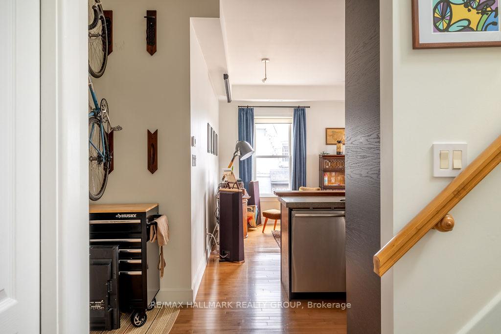 Photo 3 of 226 Dalhousie Avenue, Ottawa, Lower Town/Byward Market — HOMEH