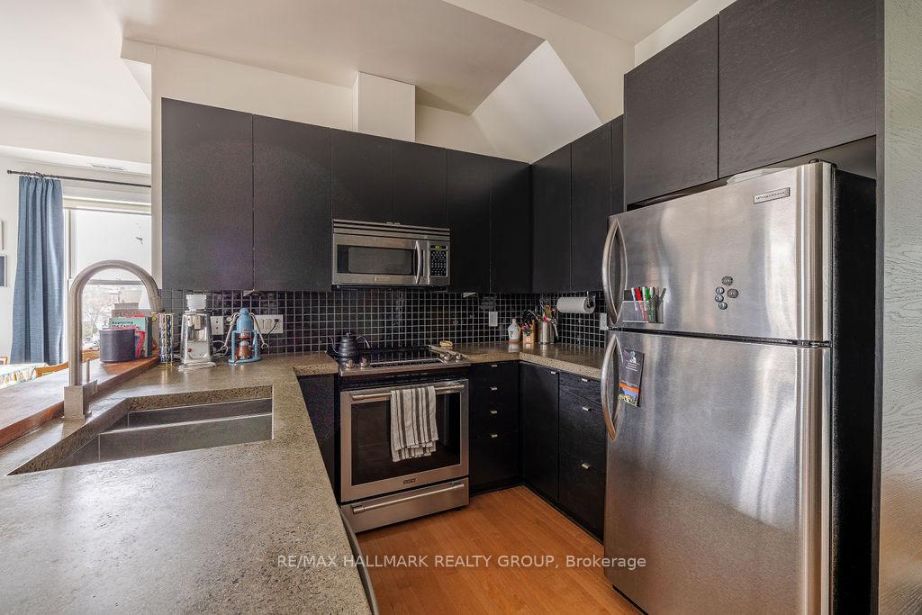 Photo 9 of 226 Dalhousie Avenue, Ottawa, Lower Town/Byward Market — HOMEH