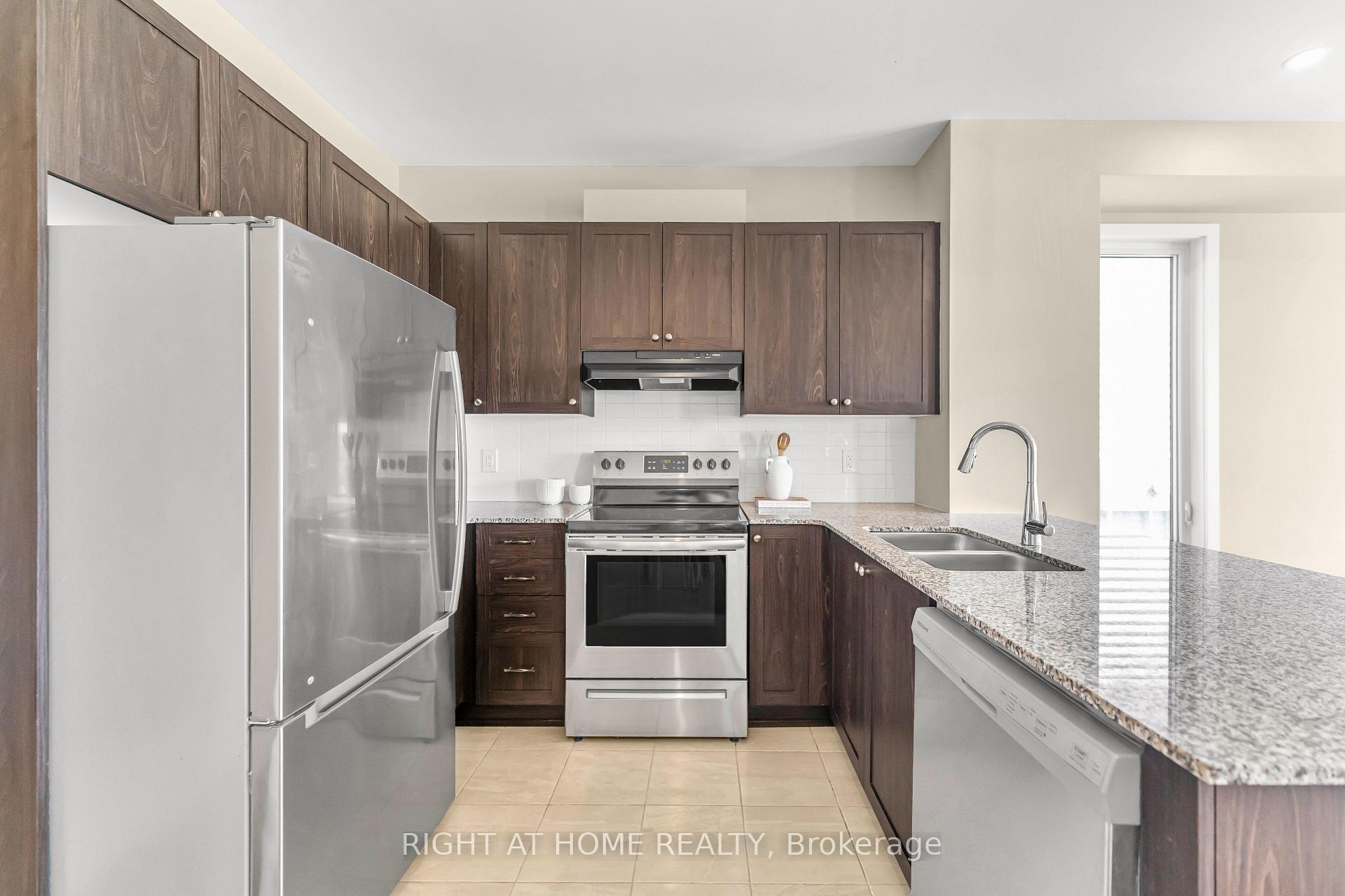 Photo 10 of 6319 Perth Street, Ottawa, Btwn Franktown Rd. & Fallowfield Rd. — HOMEH