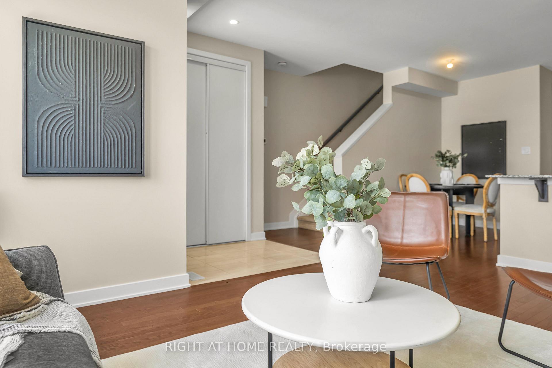 Photo 20 of 6319 Perth Street, Ottawa, Btwn Franktown Rd. & Fallowfield Rd. — HOMEH