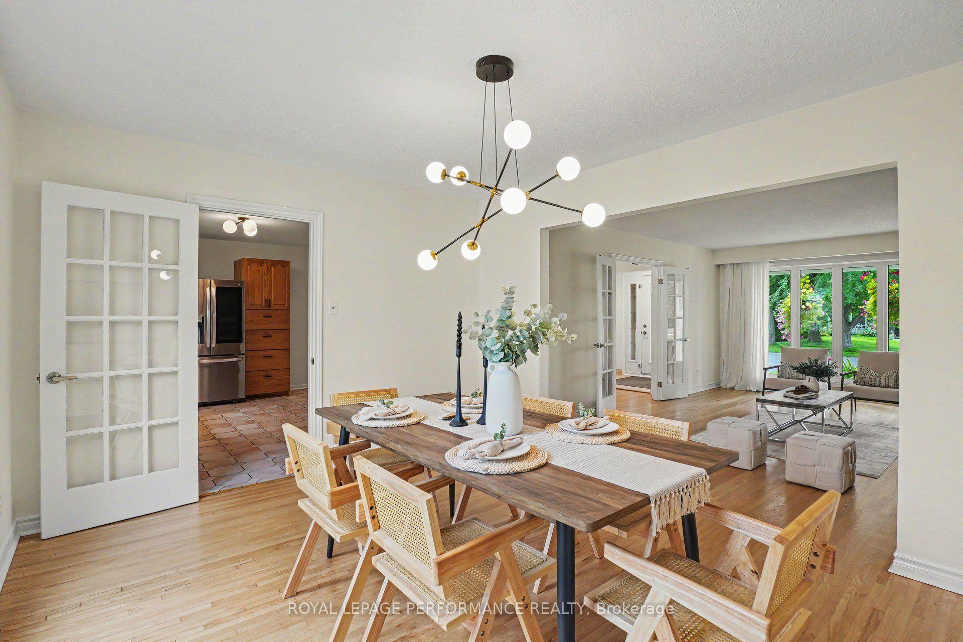 Photo 9 of 13 Centrepark Drive, Ottawa, Blackburn Hamlet — HOMEH