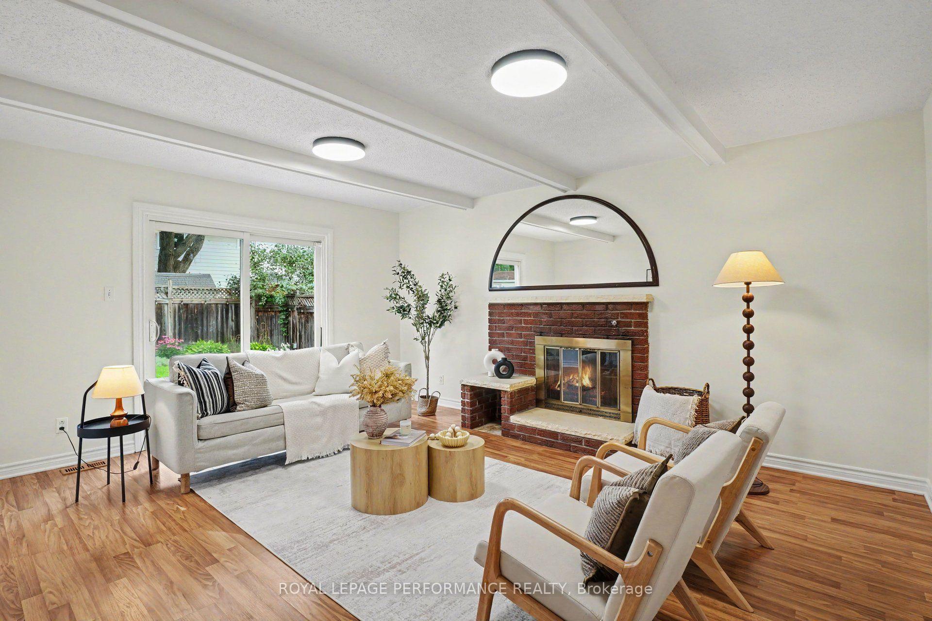Photo 13 of 13 Centrepark Drive, Ottawa, Blackburn Hamlet — HOMEH
