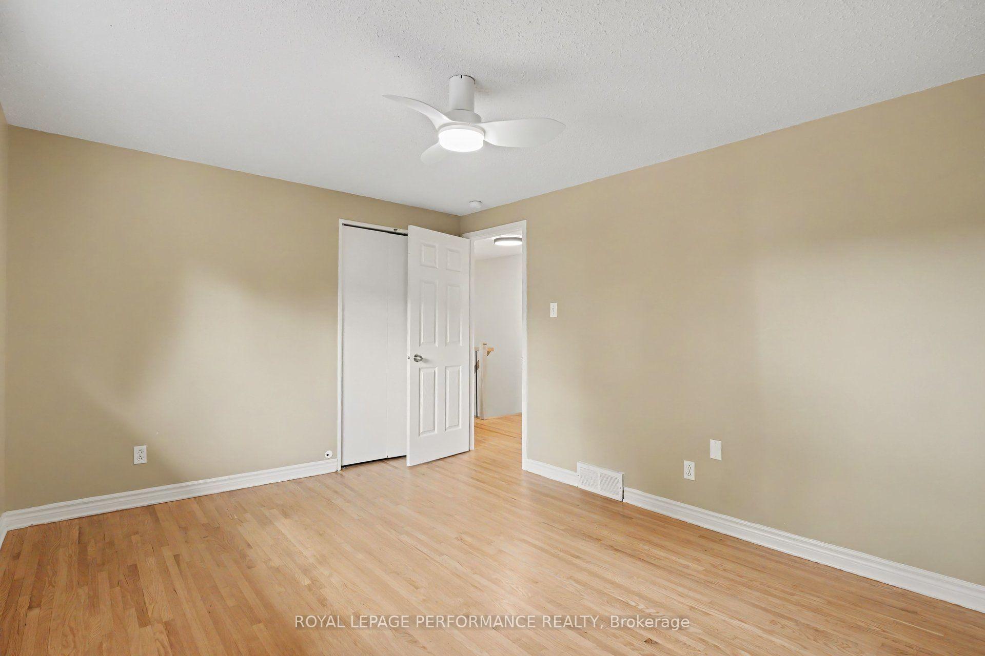 Photo 23 of 13 Centrepark Drive, Ottawa, Blackburn Hamlet — HOMEH