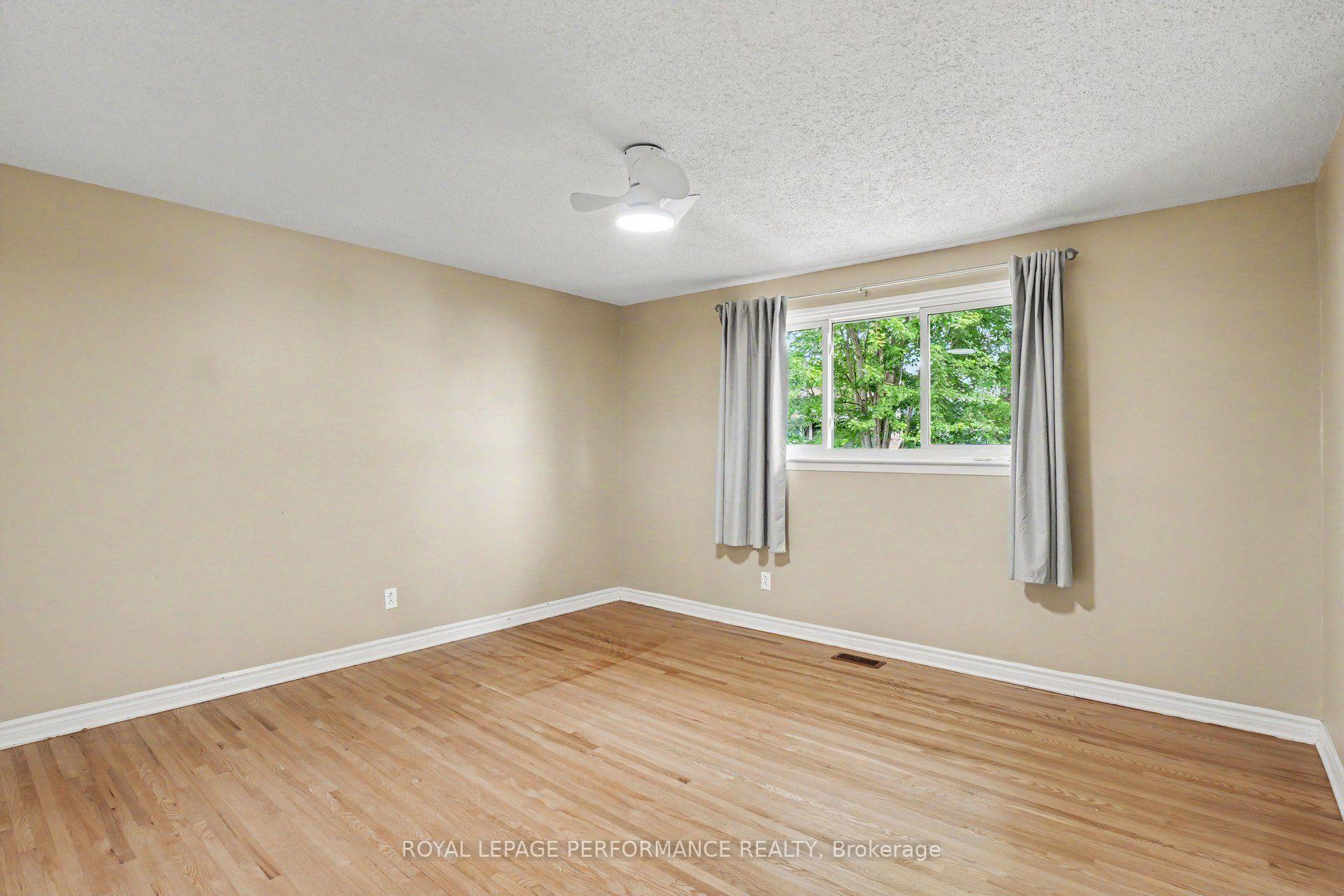 Photo 28 of 13 Centrepark Drive, Ottawa, Blackburn Hamlet — HOMEH