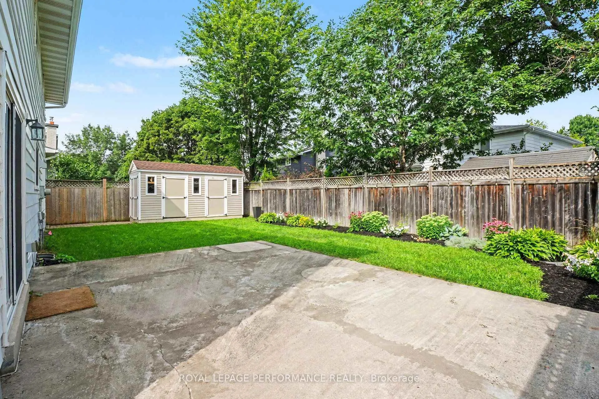 Photo 34 of 13 Centrepark Drive, Ottawa, Blackburn Hamlet — HOMEH