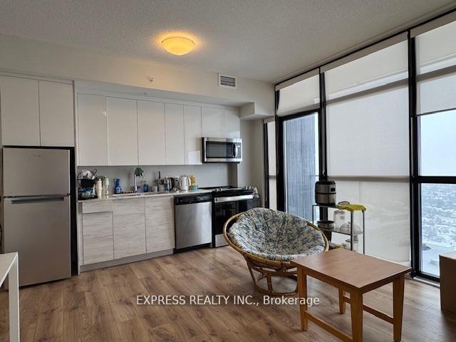 Photo 3 of Unit 2714, 60 Frederick Street, Kitchener, Civic Centre — HOMEH