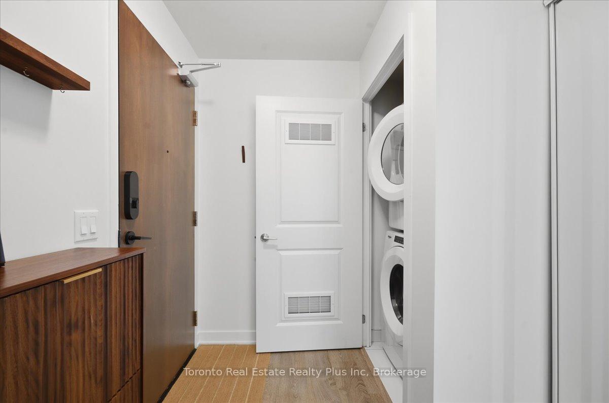 Photo 30 of Unit 304, 120 Eagle Rock Way, Vaughan, Rural Vaughan — HOMEH