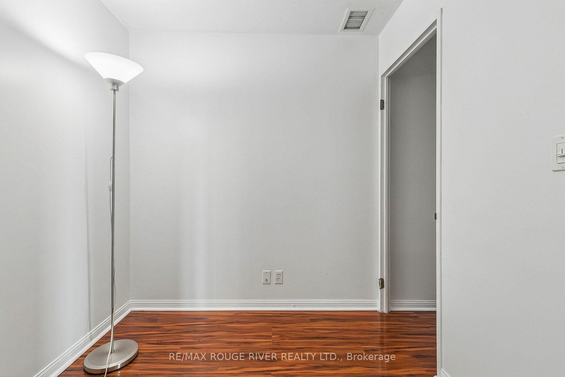 Photo 5 of Unit 2301, 1 Lee Centre Drive, Scarborough, Woburn — HOMEH