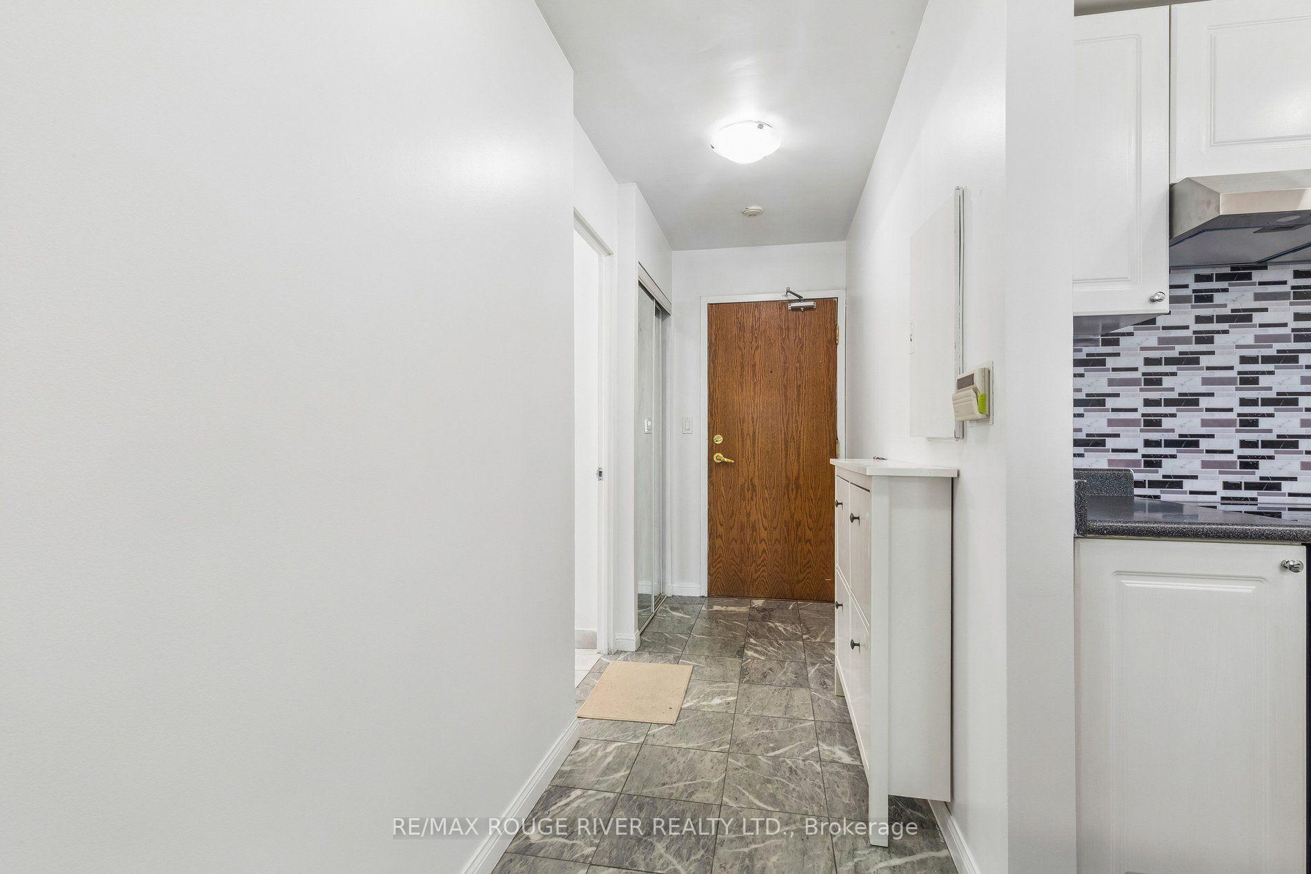 Photo 9 of Unit 2301, 1 Lee Centre Drive, Scarborough, Woburn — HOMEH