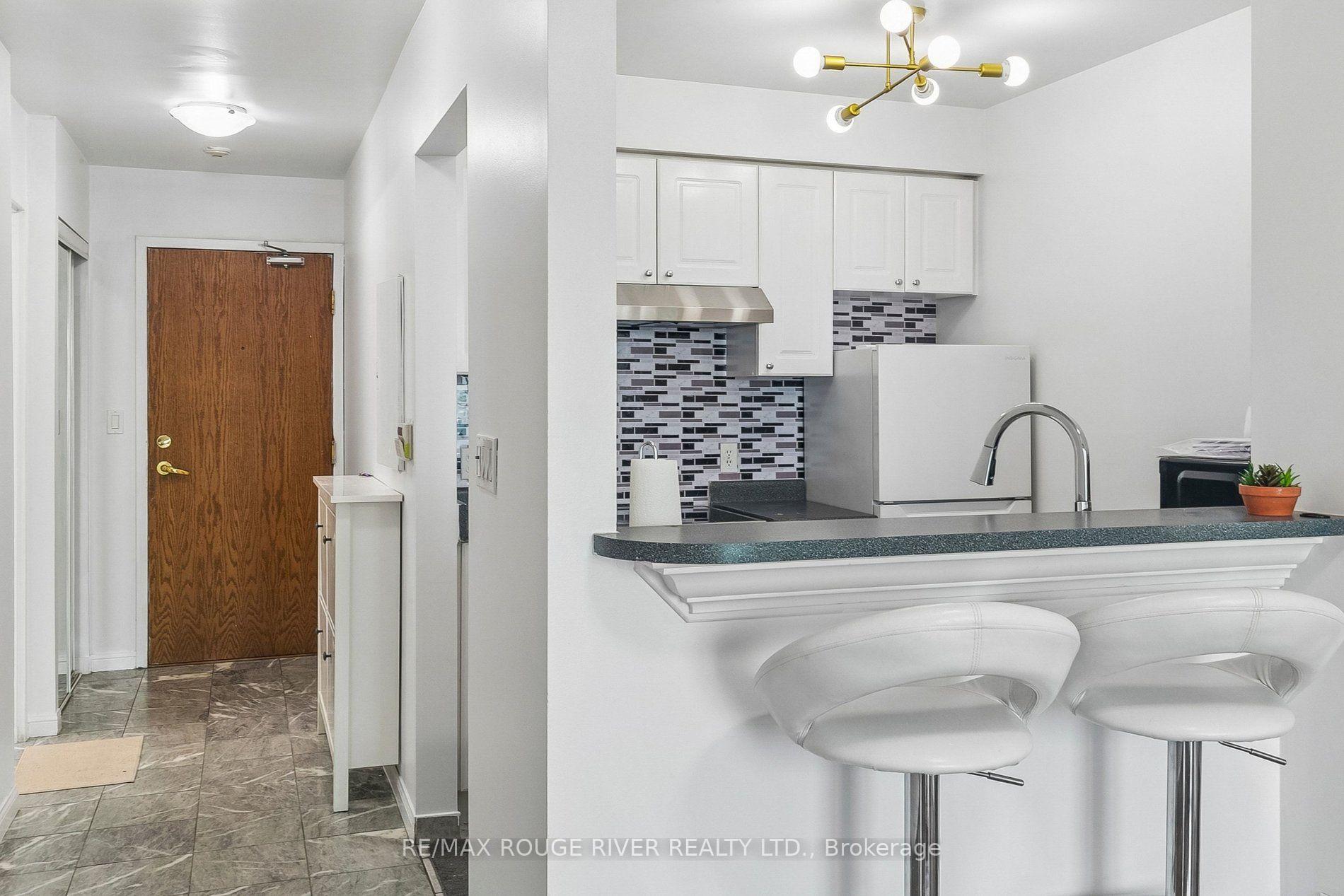 Photo 10 of Unit 2301, 1 Lee Centre Drive, Scarborough, Woburn — HOMEH