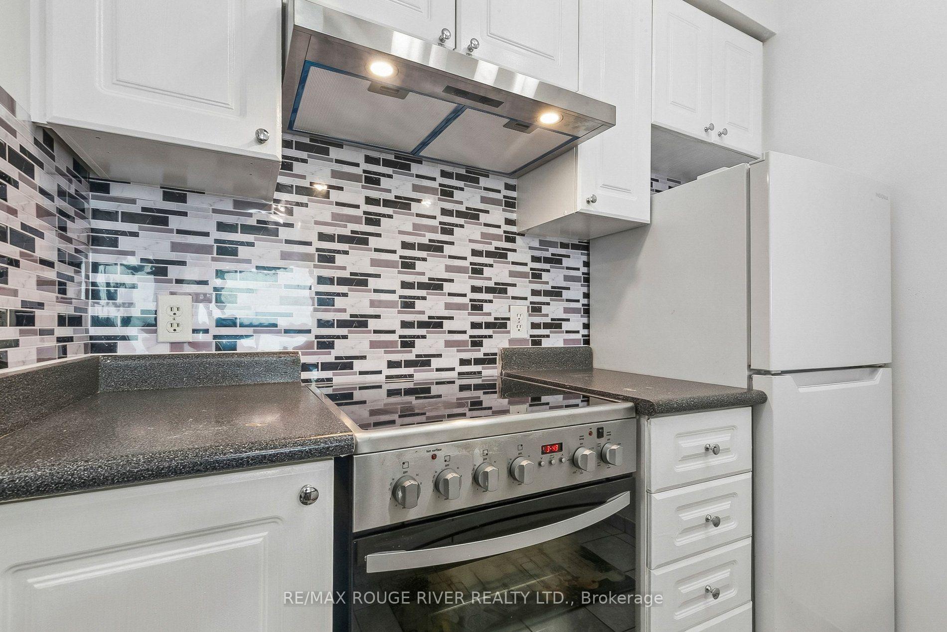 Photo 15 of Unit 2301, 1 Lee Centre Drive, Scarborough, Woburn — HOMEH