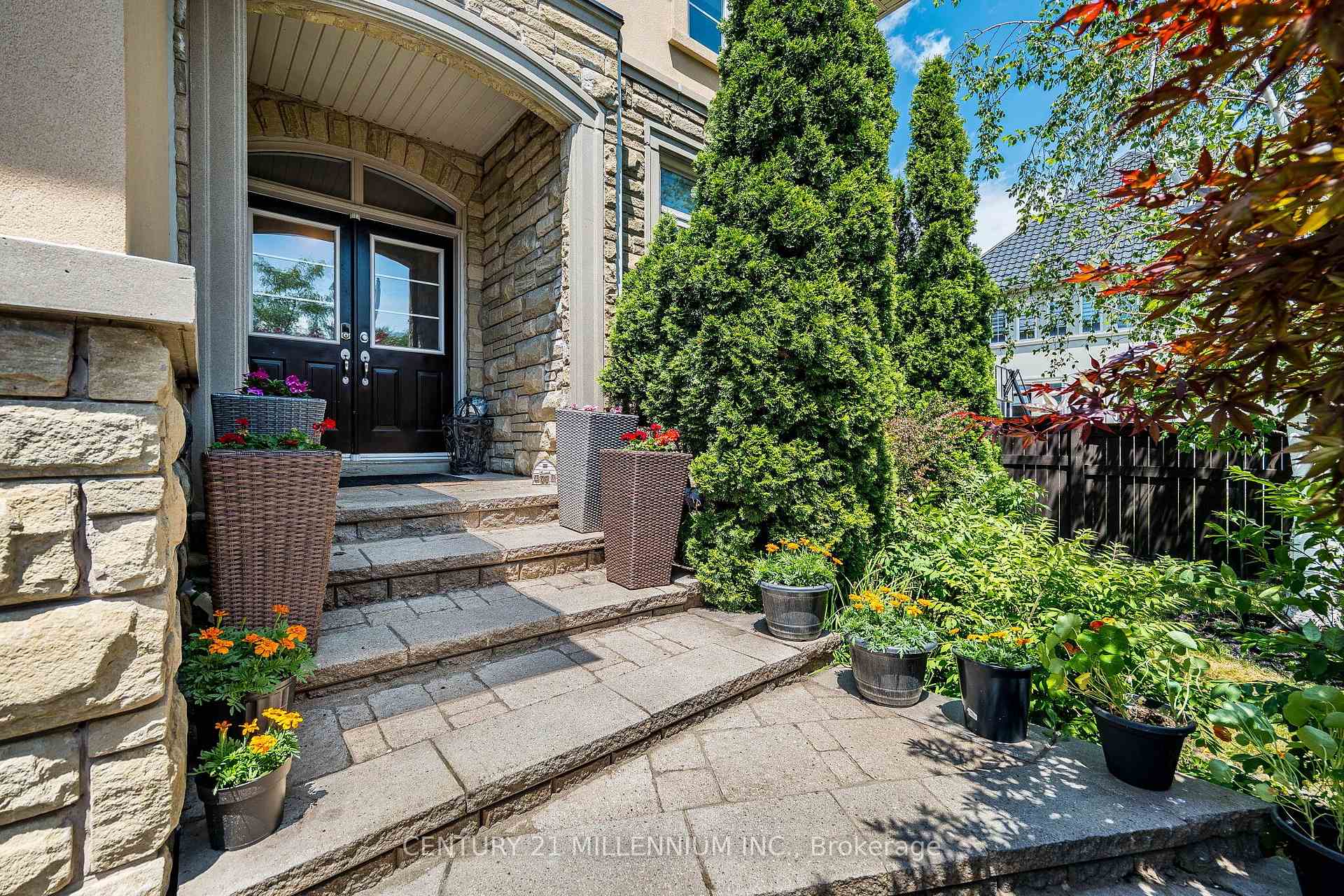 Photo 3 of 4 Belleville Drive, Brampton, Vales of Castlemore North — HOMEH