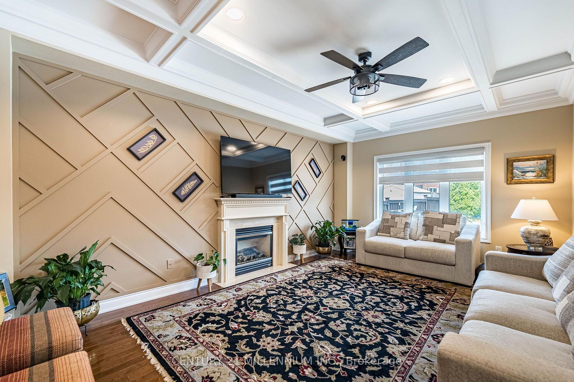 Photo 12 of 4 Belleville Drive, Brampton, Vales of Castlemore North — HOMEH