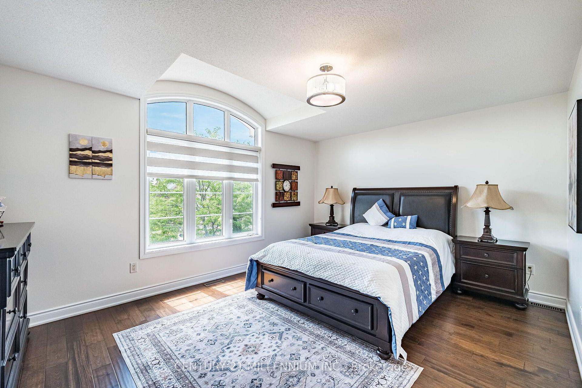 Photo 35 of 4 Belleville Drive, Brampton, Vales of Castlemore North — HOMEH