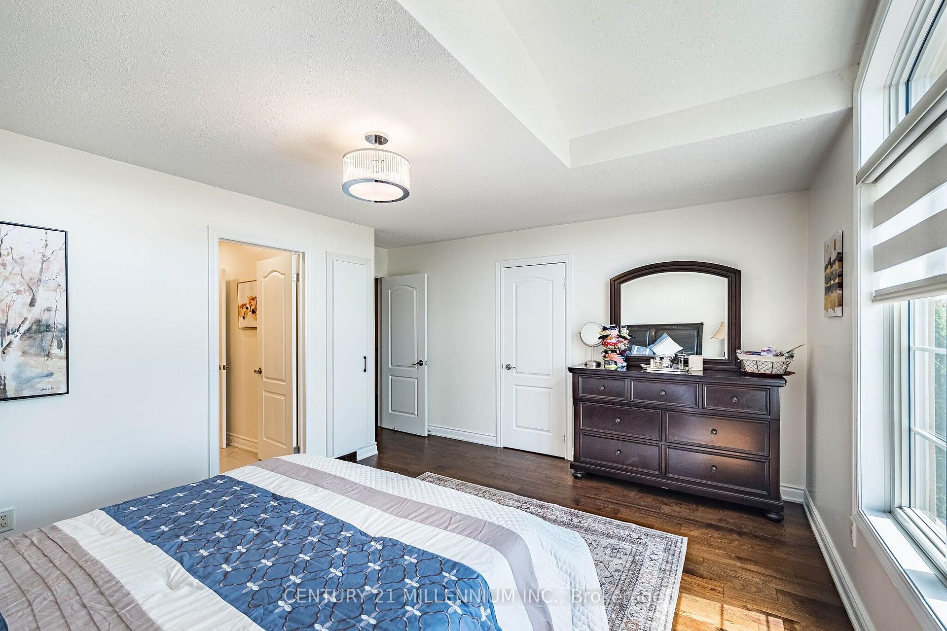 Photo 36 of 4 Belleville Drive, Brampton, Vales of Castlemore North — HOMEH
