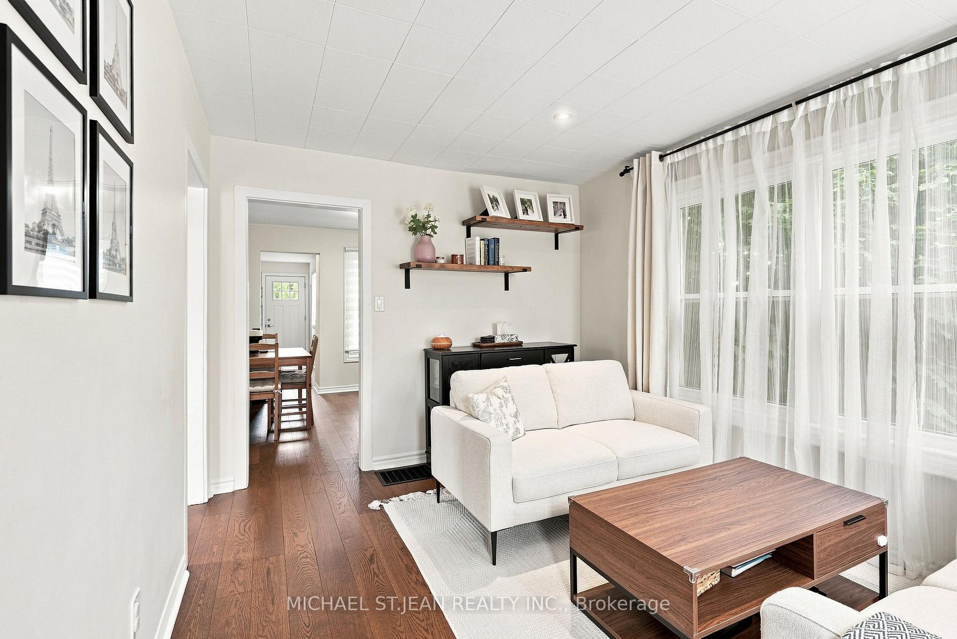 Photo 7 of 122 Limeridge Road W, Hamilton, Rolston — HOMEH