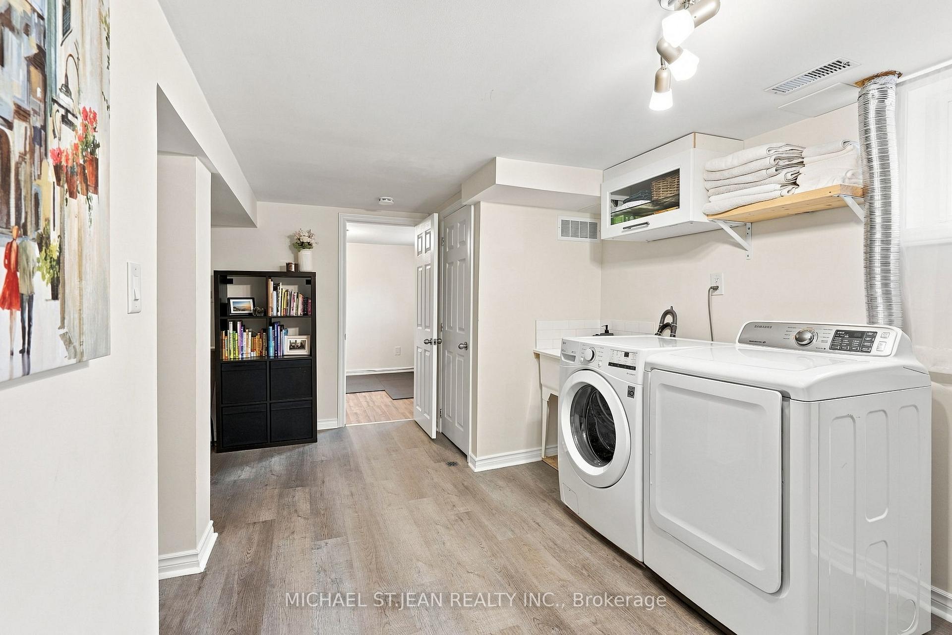 Photo 31 of 122 Limeridge Road W, Hamilton, Rolston — HOMEH
