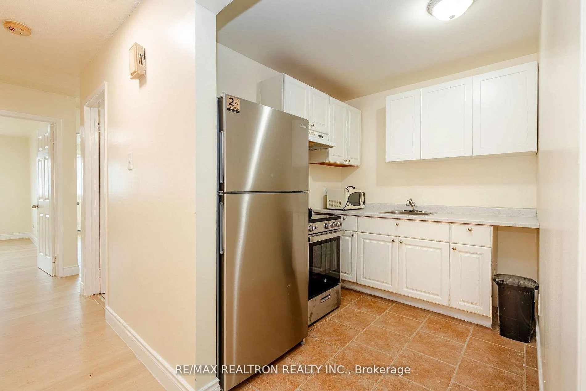 Photo 9 of Unit 975A, 975 Albion Road, Etobicoke, Thistletown-Beaumonde Heights — HOMEH
