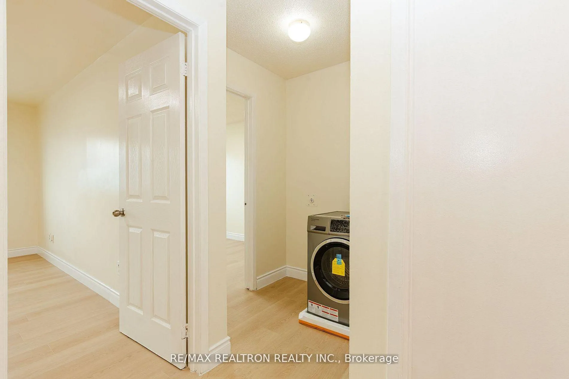 Photo 13 of Unit 975A, 975 Albion Road, Etobicoke, Thistletown-Beaumonde Heights — HOMEH