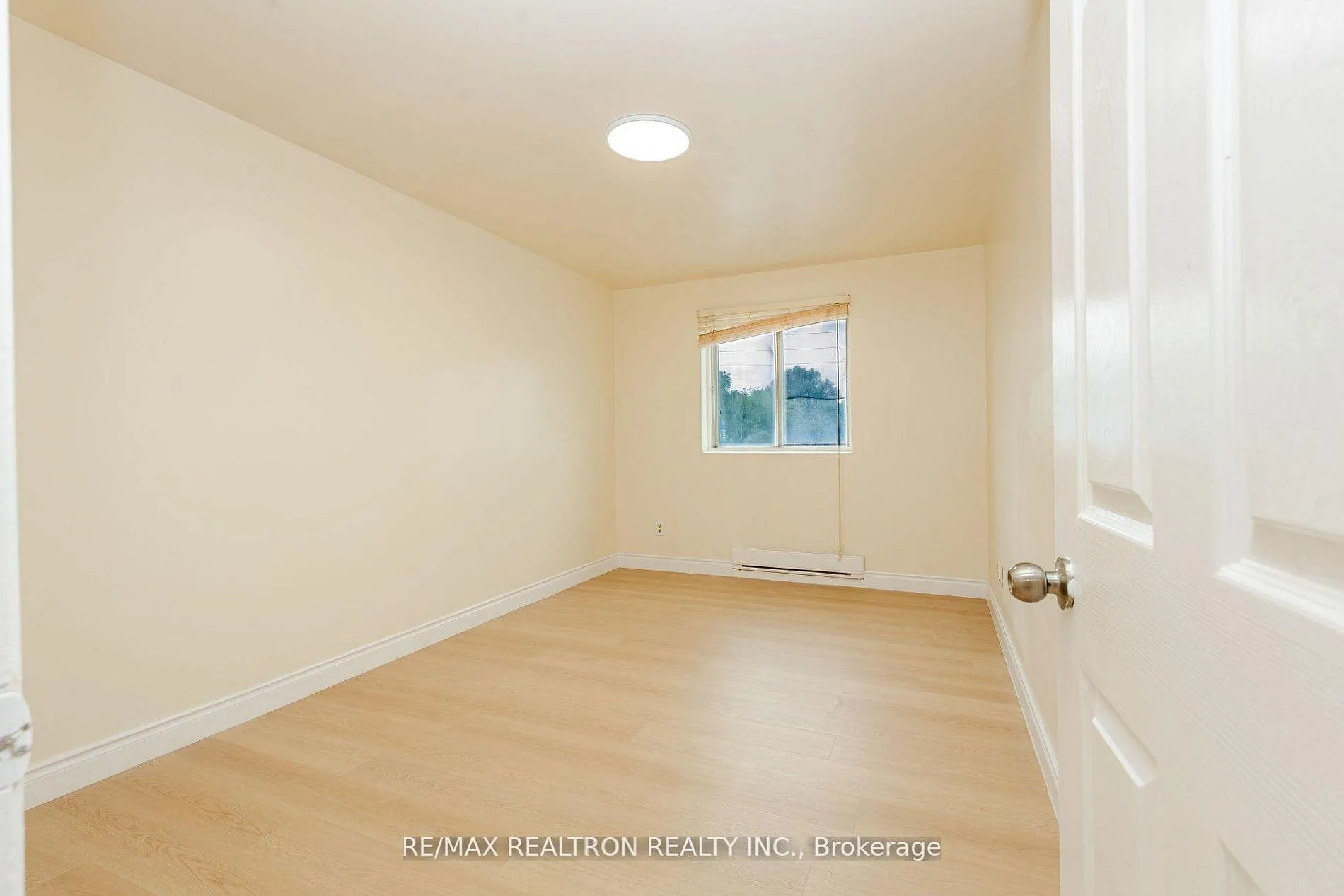 Photo 20 of Unit 975A, 975 Albion Road, Etobicoke, Thistletown-Beaumonde Heights — HOMEH