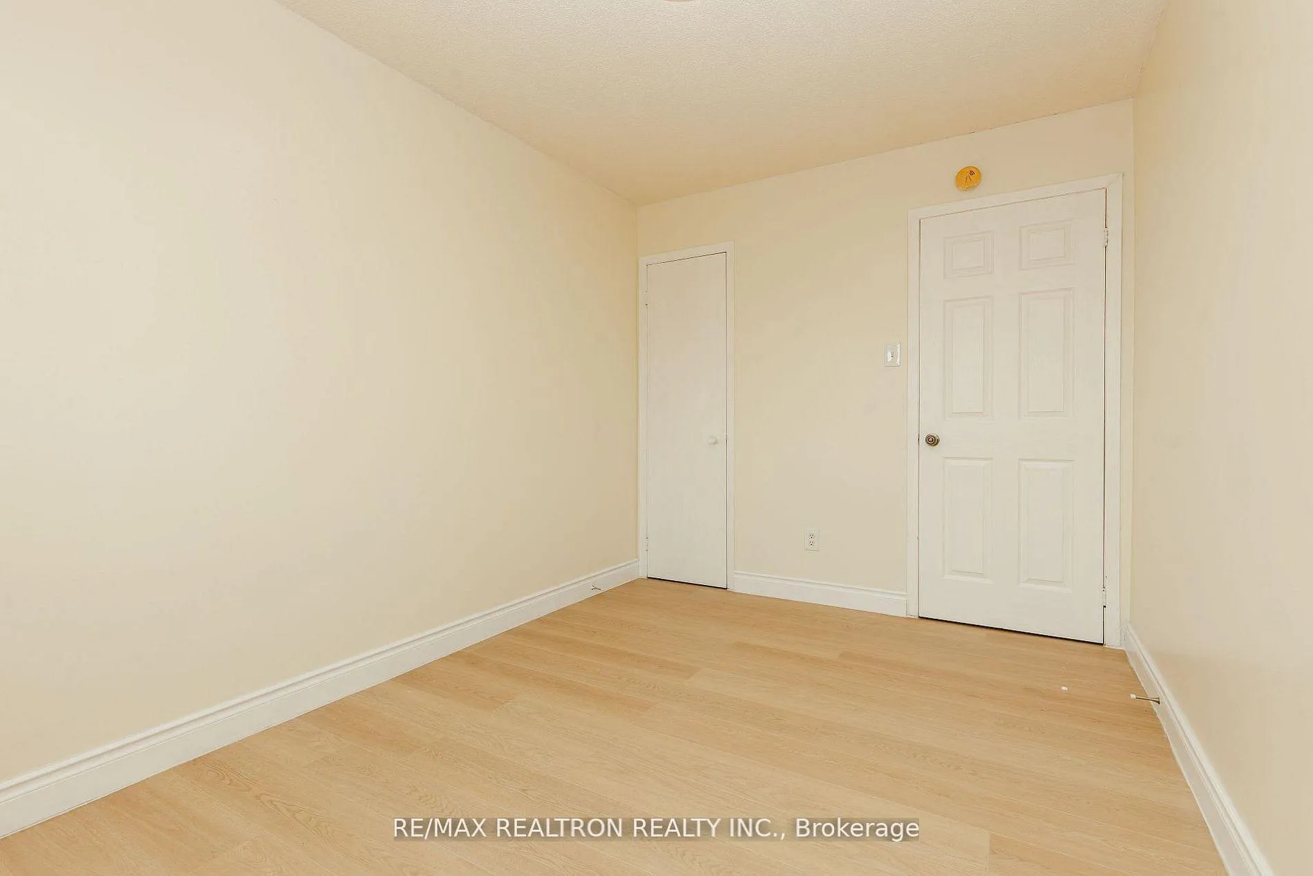 Photo 25 of Unit 975A, 975 Albion Road, Etobicoke, Thistletown-Beaumonde Heights — HOMEH