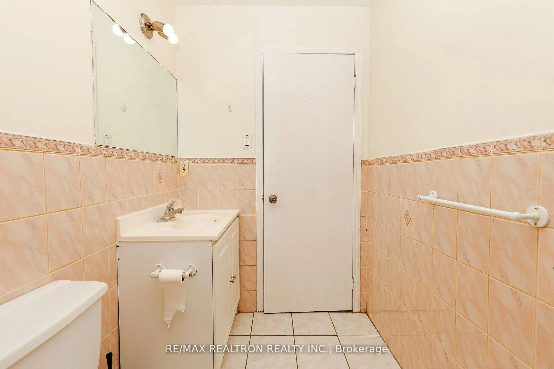 Photo 28 of Unit 975A, 975 Albion Road, Etobicoke, Thistletown-Beaumonde Heights — HOMEH