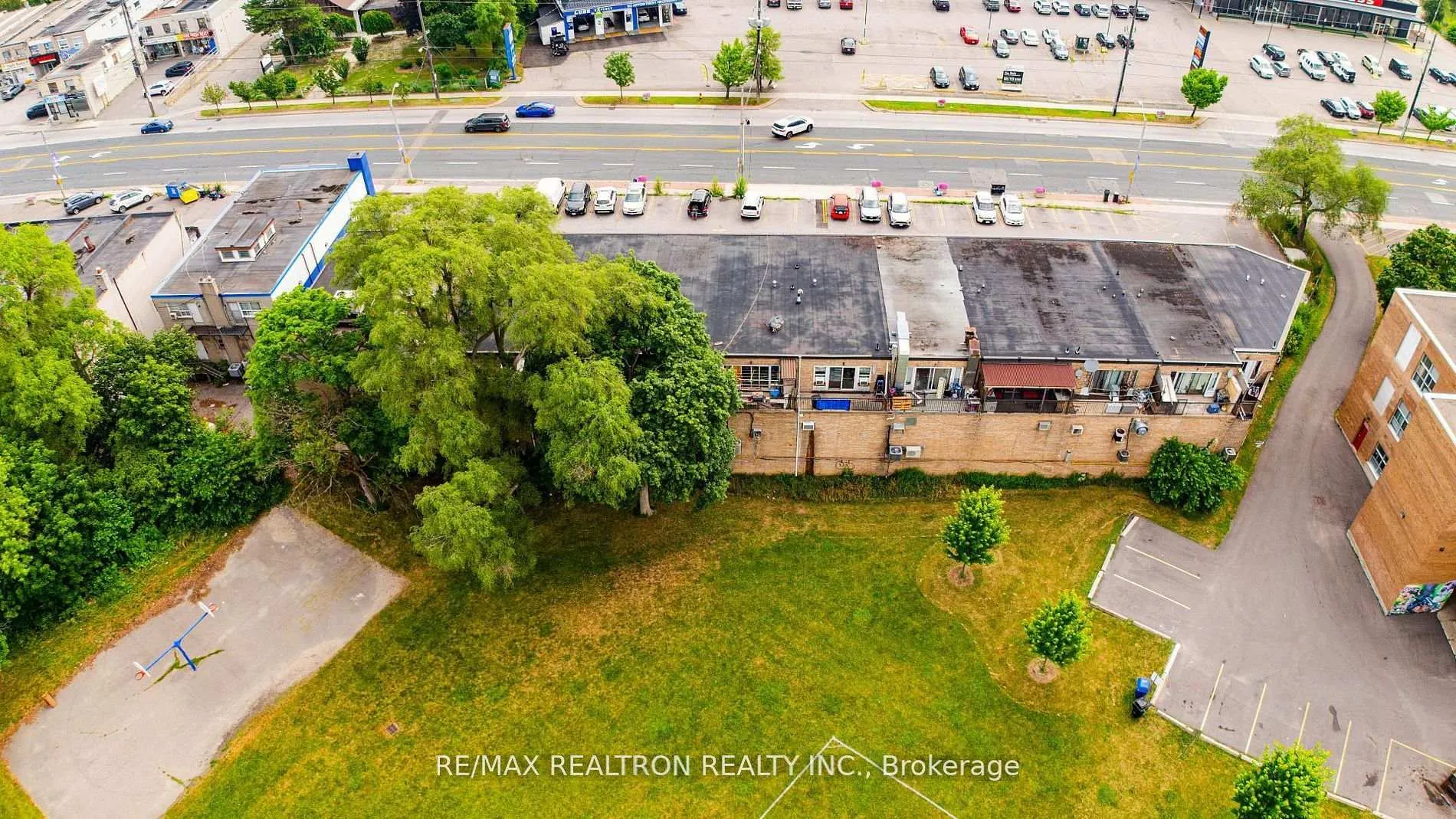 Photo 42 of Unit 975A, 975 Albion Road, Etobicoke, Thistletown-Beaumonde Heights — HOMEH