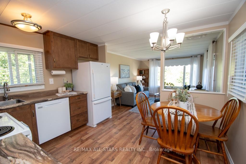 Photo 11 of 7 Marlene Drive, Kawartha Lakes, Manvers — HOMEH