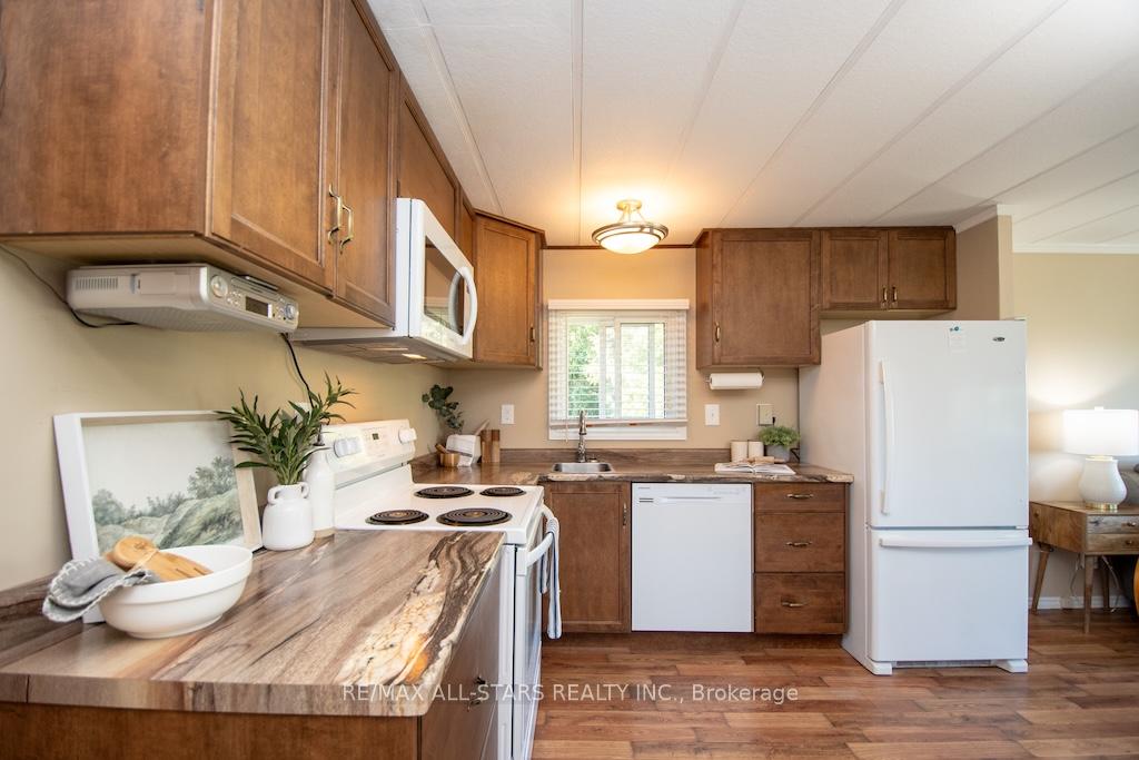 Photo 13 of 7 Marlene Drive, Kawartha Lakes, Manvers — HOMEH
