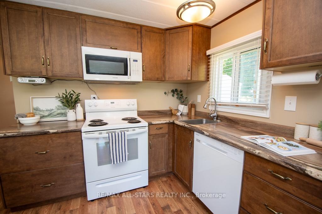 Photo 16 of 7 Marlene Drive, Kawartha Lakes, Manvers — HOMEH