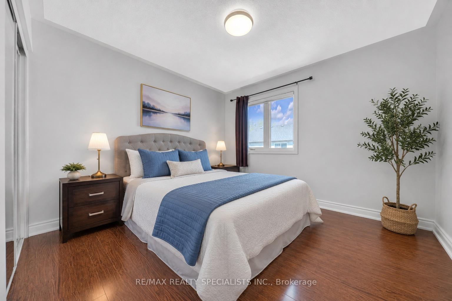 Photo 9 of 22 Clayborne Avenue, Brampton, Fletcher's Meadow — HOMEH