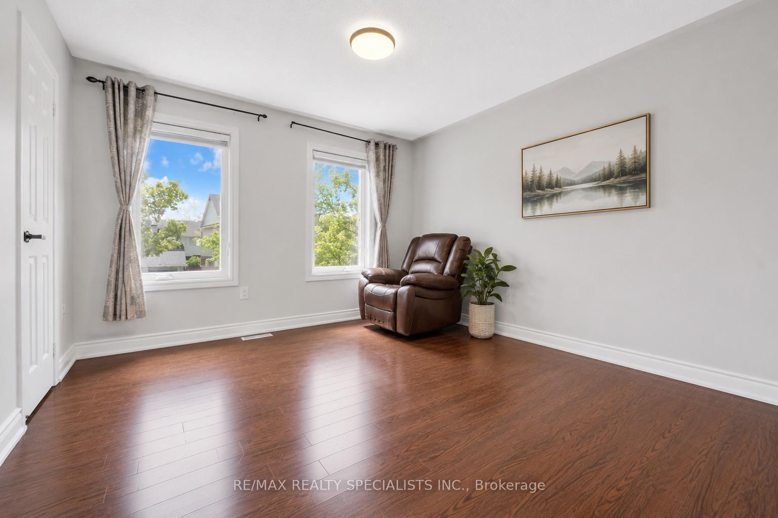 Photo 11 of 22 Clayborne Avenue, Brampton, Fletcher's Meadow — HOMEH