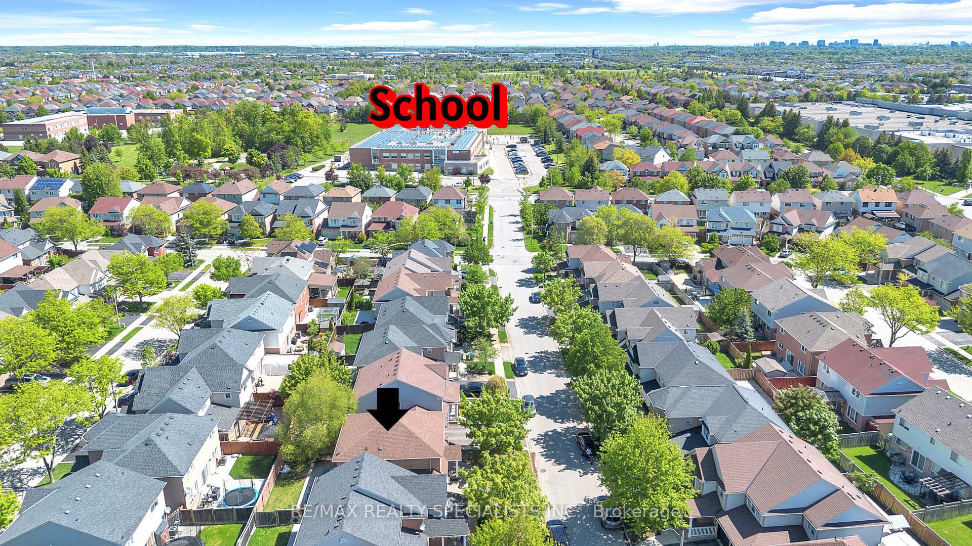 Photo 14 of 22 Clayborne Avenue, Brampton, Fletcher's Meadow — HOMEH