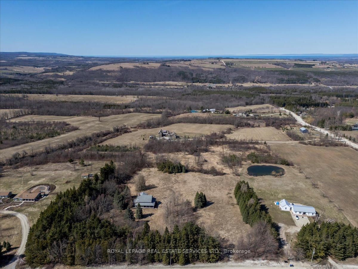 Photo 4 of 7534 6/7 Sideroad Nottawasaga, Clearview, Rural Clearview — HOMEH